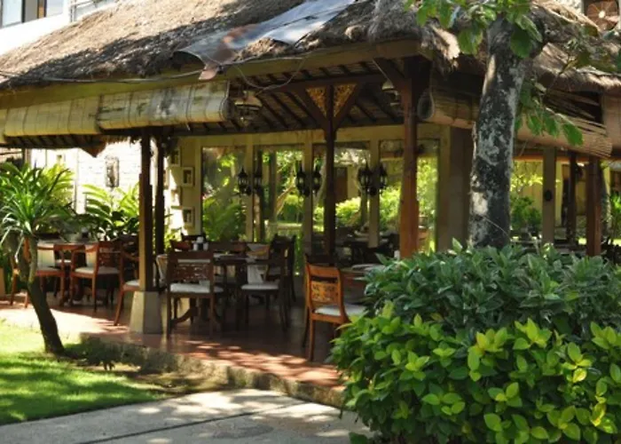 The Sari 2* Legian (Bali)