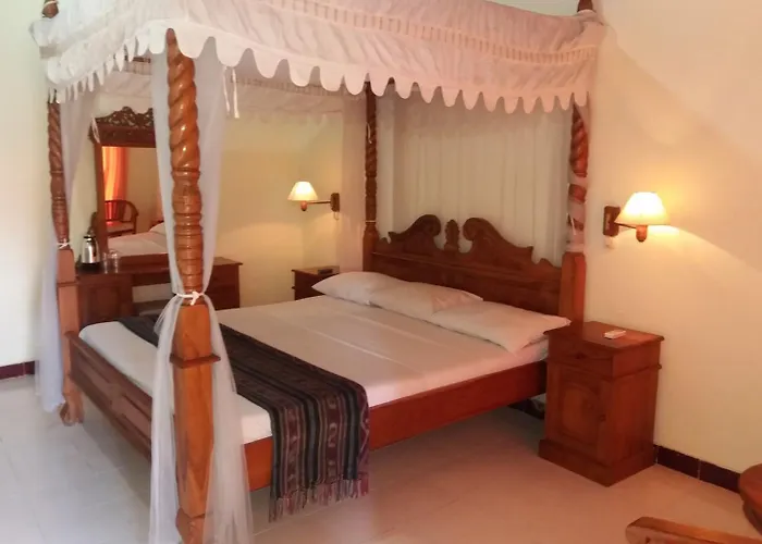 The Sari Hotel 2*