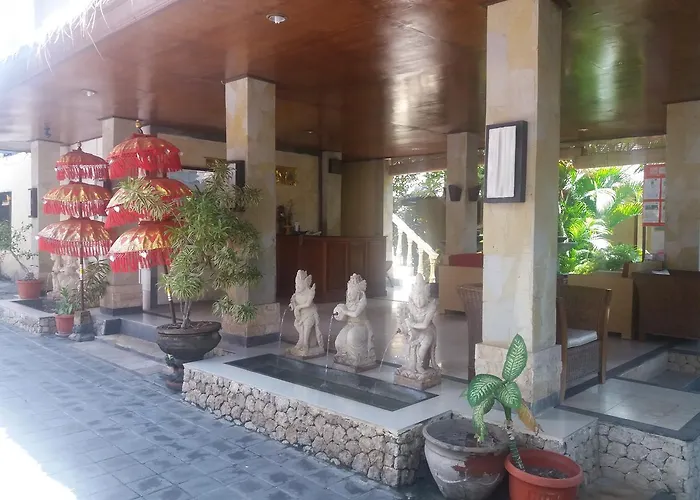 Hotel The Sari 2*